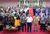 Seribu Lebih Anak Riau Terima Beasiswa Sawit, Gubri: Manfaatkan Sebaik Mungkin