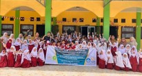 Tingkatkan Kemampuan Publik Speaking Siswa Sejak Dini, PKM Dosen UHTP Gelar Penyuluhan di SDIT Ar Royyan