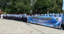 Bersama BNN, Pelajar MTsN 1 Pekanbaru Deklarasi Gerakan Anti Narkoba