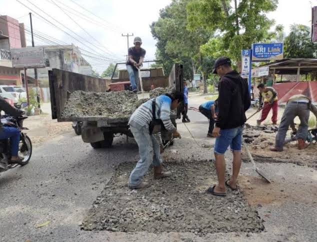 Perbaiki Jalan Rusak, Pemko Pekanbaru Alokasikan Anggaran Rp40 Miliar Lebih