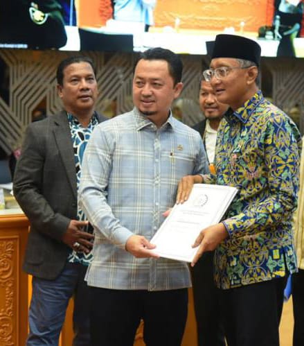 Penghasil Devisa bagi Negara, Tapi Pembangunan di Riau tak Adil