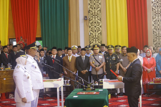 Diarak Pakai Odong-odong, Afni-Syamsurizal Resmi Dilantik Pimpin Siak