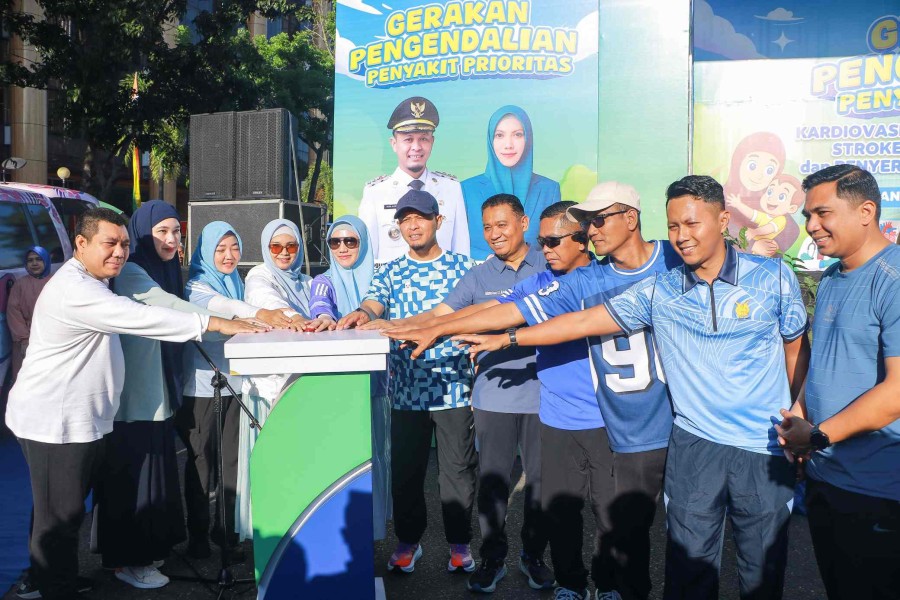 Wako Ajak Warga Pekanbaru Terapkan Pola Hidup Sehat