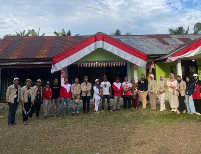 Mahasiswa KKN-MAS Bersama Koperasi Desa Pebadaran Ikut Meriahkan HUT ke-80 RI
