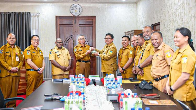 Pemprov Papua Tengah Segera Bentuk Tim Penilai Usaha Perkebunan Sawit