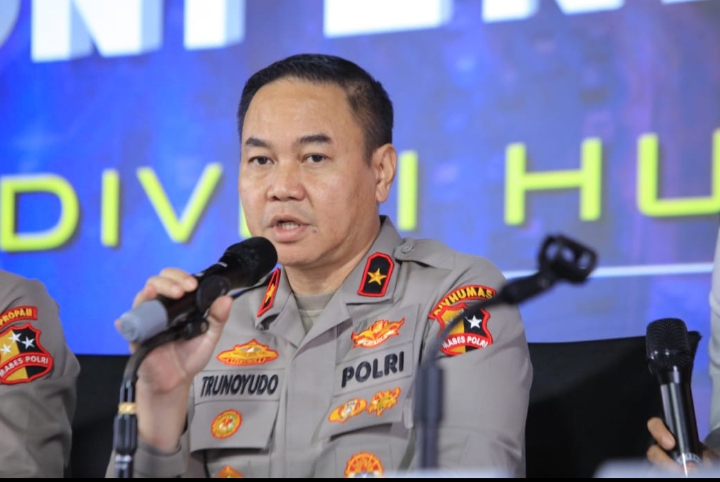 Tindak Tegas Preman Berkedok Ormas Ganggu Investasi, Kapolri: Laporkan Kami Proses