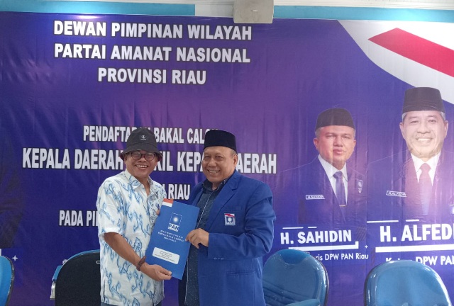 Upss... Edy Natar Balon Pertama Mendaftar di PAN