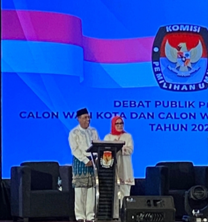 Pasca Debat Kandidat Paslon di Pilkada Dumai: Sebelumnya Tak Punya Pilihan, Emak-emak Ini Yakin Pilih Nomor Urut 1