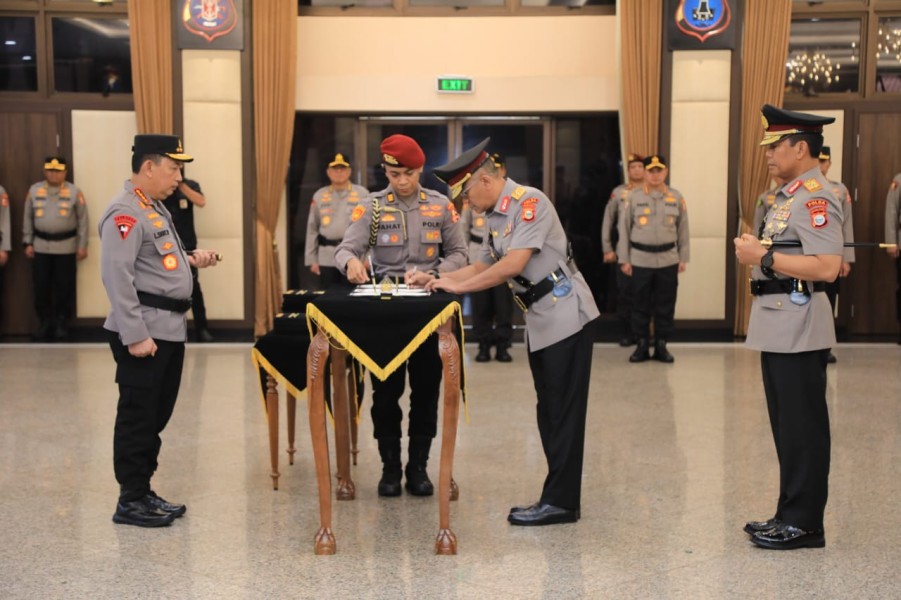 Irjen Pol Dr Hery Herjawan Resmi Jabat Kapolda Riau