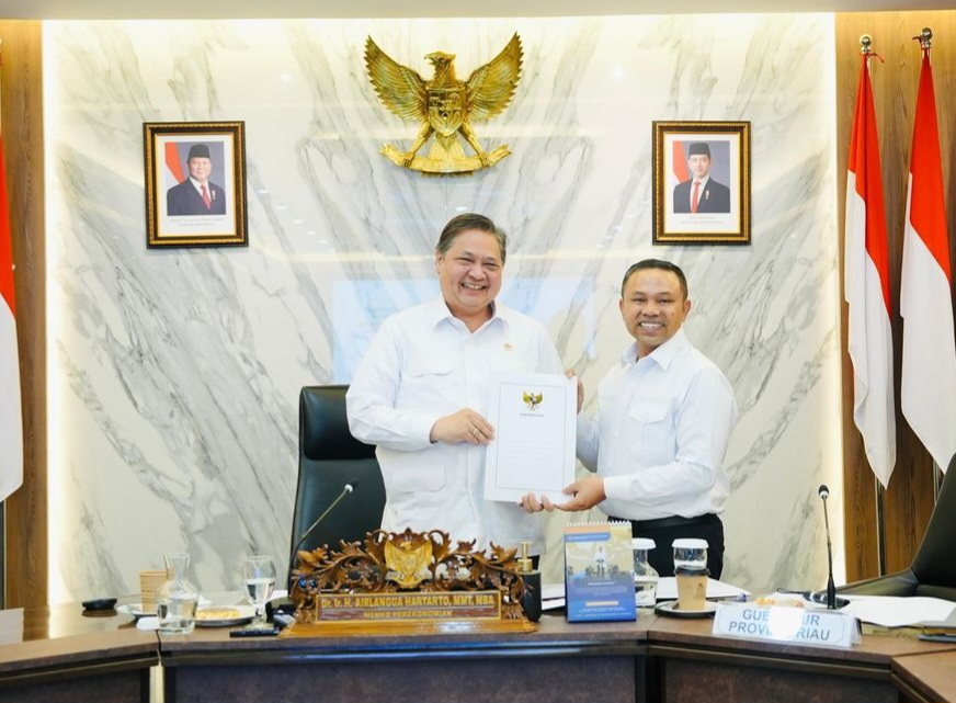 Bertemu Airlangga di Jakarta, Gubernur Riau Usulkan Pulau Rupat jadi KEK