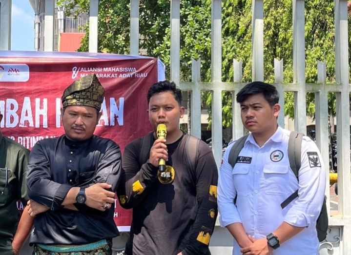 Hipmawan Kecam Pernyataan Adian Napitupulu soal TNTN