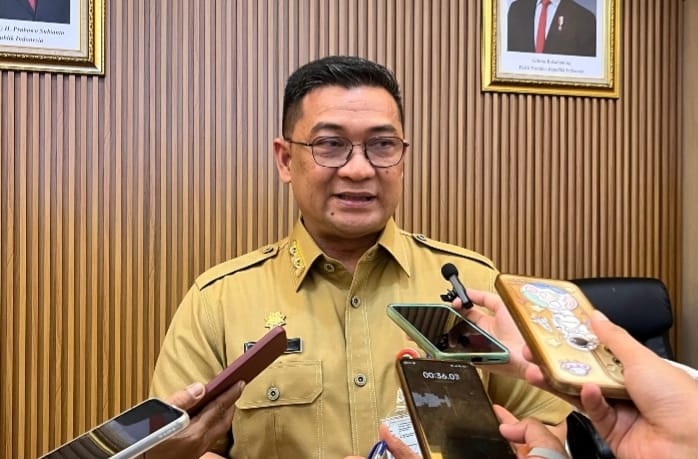 Tingkatkan PAD Riau, Sekda Minta Bapenda Garap Pajak Alat Berat