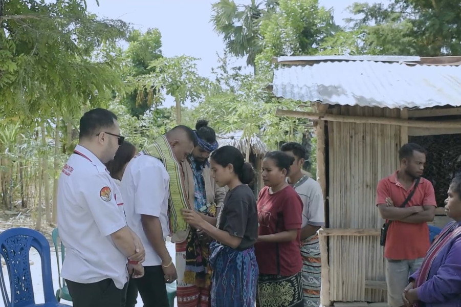 Ormas JMP Salurkan Bantuan Perlengkapan Belajar untuk Masyarakat Adat Besipae