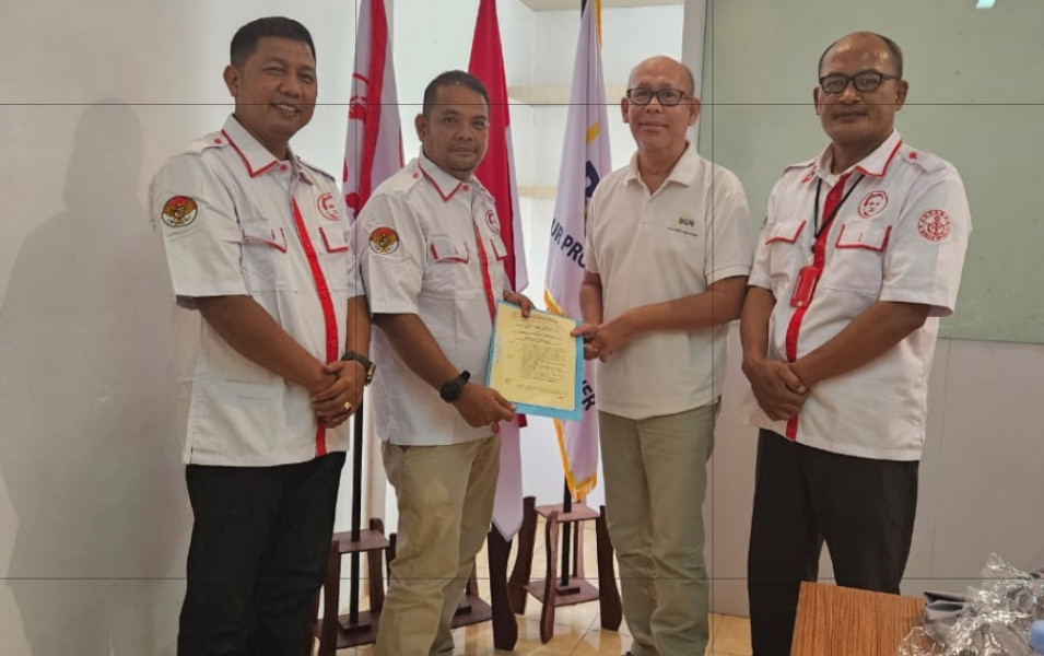 Dodi Terima SK Kepengurusan, DPD II Ormas JMP Siap Berkiprah di Rohil