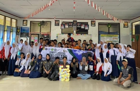 KKN MAs Kelompok 140 Adakan Sosialisasi Stop Perundungan di SD Negeri 12 Buana Makmur