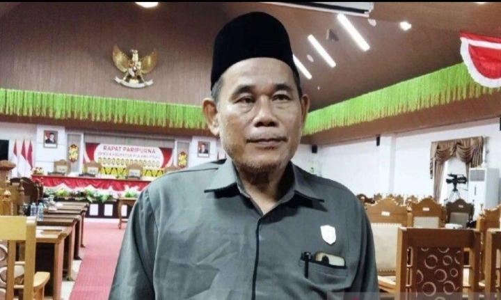 DPRD Pulau Pisang Sahkan Perda Pembelian TBS Kelapa Sawit Mitra
