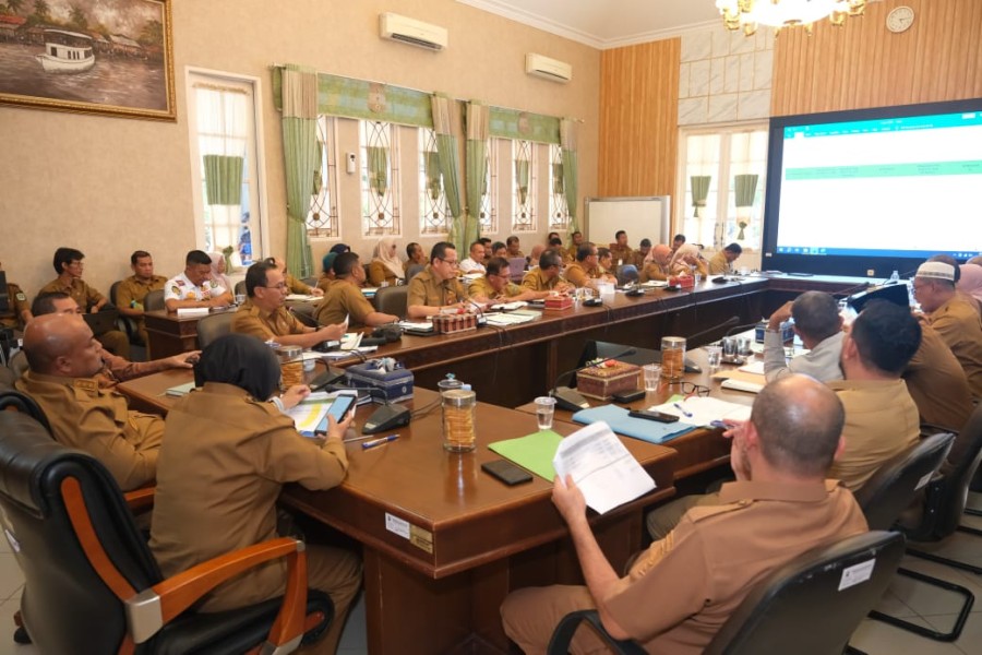 Bupati Siak Minta Kepala OPD dan Camat Kejar Potensi PAD