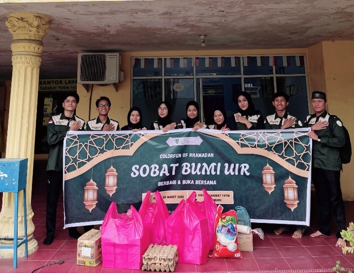Sobat Bumi UIR Gelar Bukber Anak Yatim dan Berbagi Sembako