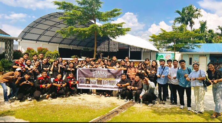 Sambut Tahun Yubileum 2025, OMK Santa Maria A Fatima Pekanbaru Ziarah ke Gua Maria