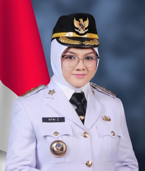 Mantan Wartawan jadi Bupati di Negeri Istana