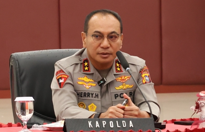 Pemerintah Terbitkan Gerakan Ayah Mengantar Anak di Hari Pertama Sekolah