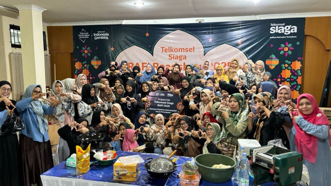 Telkomsel dan Dompet Dhuafa Gelar Pelatihan Pastel Mini