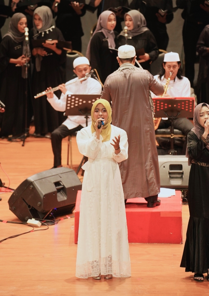 Shasa Tampil Memukau di Orchestra Concert