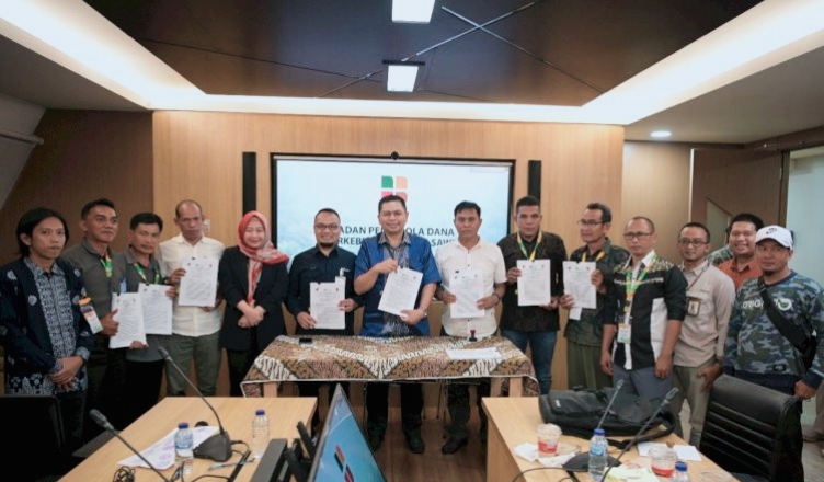 Tiga Lembaga Pekebun Sawit di Riau dapat Program PSR