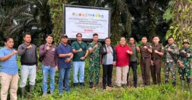 Satgas PKH Segel Kebun Kelapa Sawit Anak Usaha Astra Agro Lestari Tbk di Riau