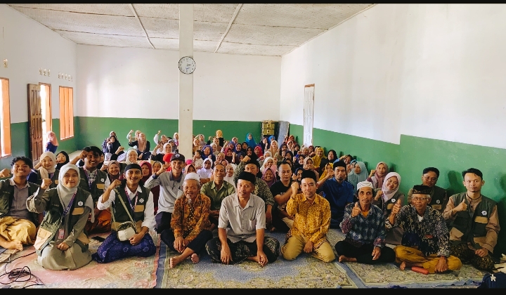 Begini Cara Mahasiswa KKN UIN Bandung Cegah Warga Buang Sampah Sembarangan