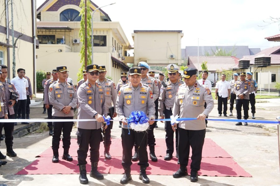 Kapolda Riau Lepaskan Tembakan di Bengkalis