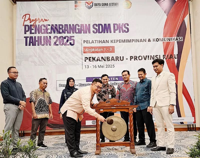Untuk Industri Berkelanjutan, Petani Sawit Riau Diberi Pelatihan