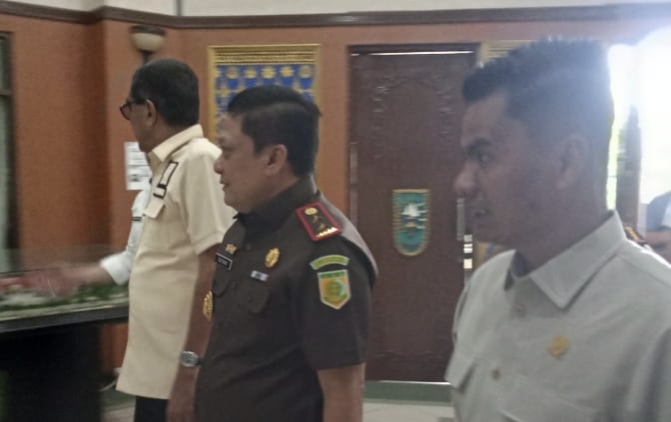 Ingin Berikan Kontribusi untuk Riau, Kajati Sutikno Kunjungi DPRD
