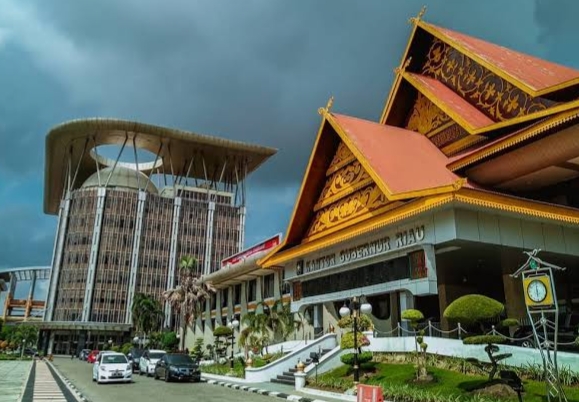 Pasca OTT KPK di Riau, Kegiatan di Kantor Gubri Normal