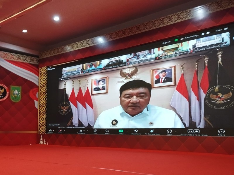 Menko Polkam Tekankan Penanganan Cepat Karhutla Riau, Audit Seluruh Konsesi yang Ada