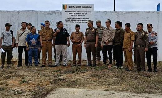 Pemkab Tertibkan Peron Sawit Ilegal