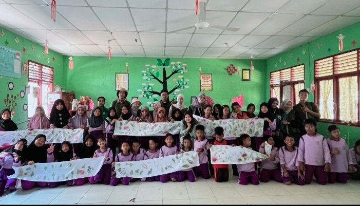 Mahasiswa KKN MAS Kelompok 115 ajak Murid SDN 08 Peduli Lingkungan