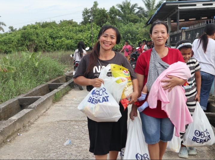 OBI Salurkan Ratusan Paket Sembako untuk Korban Banjir