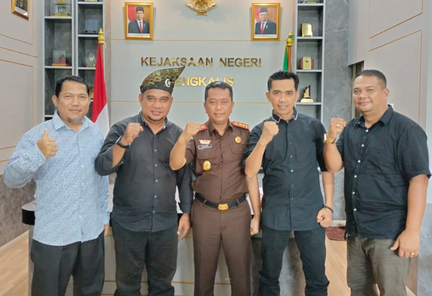 Dikunjungi Pengurus DPKD LHMB, Kajari Bengkalis Sampaikan Ucapan Terima Kasih