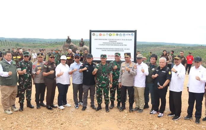 DPD RI Puji Pemerintah Berani Bersihkan Kebun Sawit Ilegal di TNTN