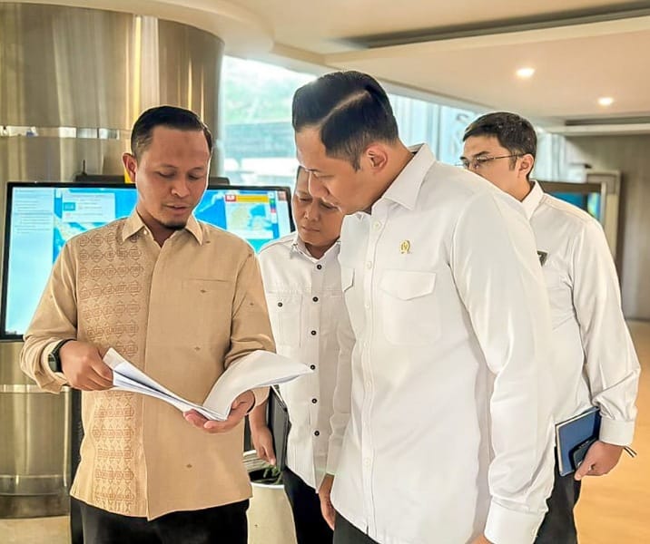Bahas Proyek Strategis Nasional, Wako Agung Temui AHY