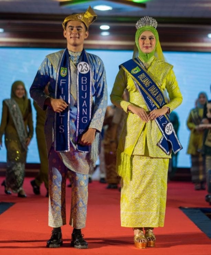 Dinobatkan Sebagai Dara Rohil 2025, Aisyah Armarosa Ikon Muda Pembawa Warisan Budaya Pesisir