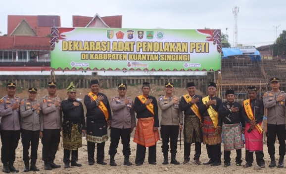Tolak PETI, Masyarakat Kuansing Gelar Deklarasi Adat