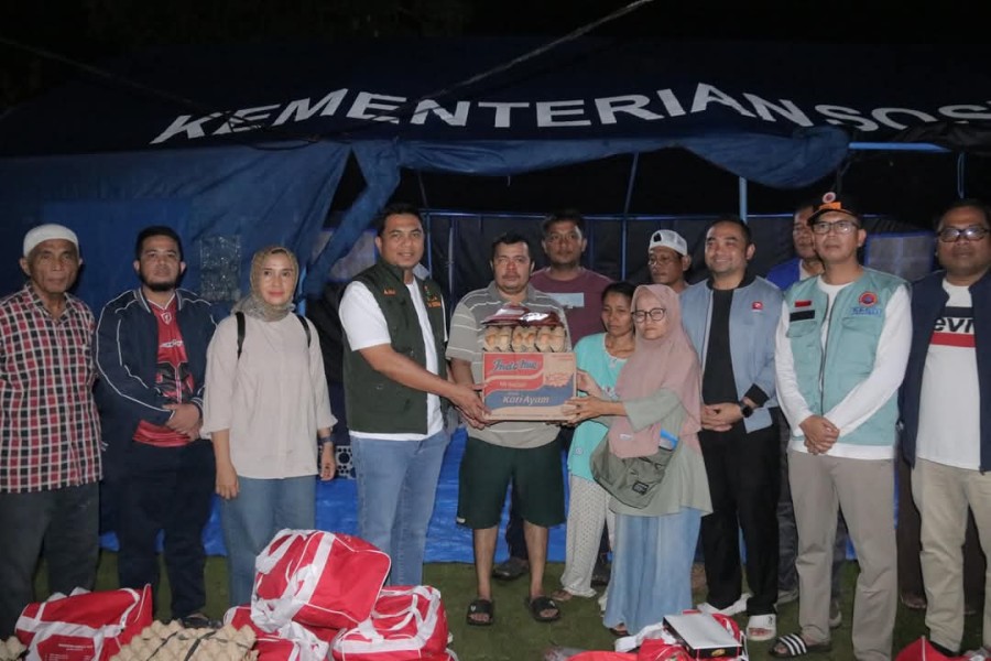 Korban Kebakaran 4 Kios dan 1 Rumah di Sukajadi Dapat Bantuan dari Pemko Pekanbaru