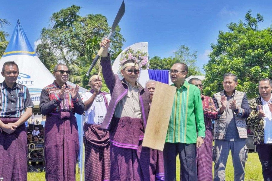 Dinobatkan jadi Keluarga Lamaholot, Ini Kata Fadli Zon