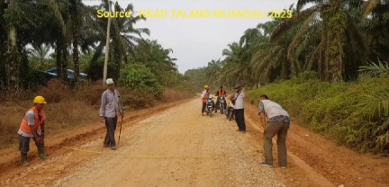 Jalan Dua Desa Talang Muandau Dibangun, Ketua KKAD: Ini Aspirasi Pak Effendi Sianipar