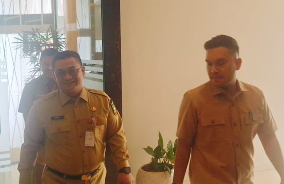 Kembali Masuk Kantor Pasca Dibawa Tim KPK, Syahrial Abdi: Memang Bahaya Berita Semalam