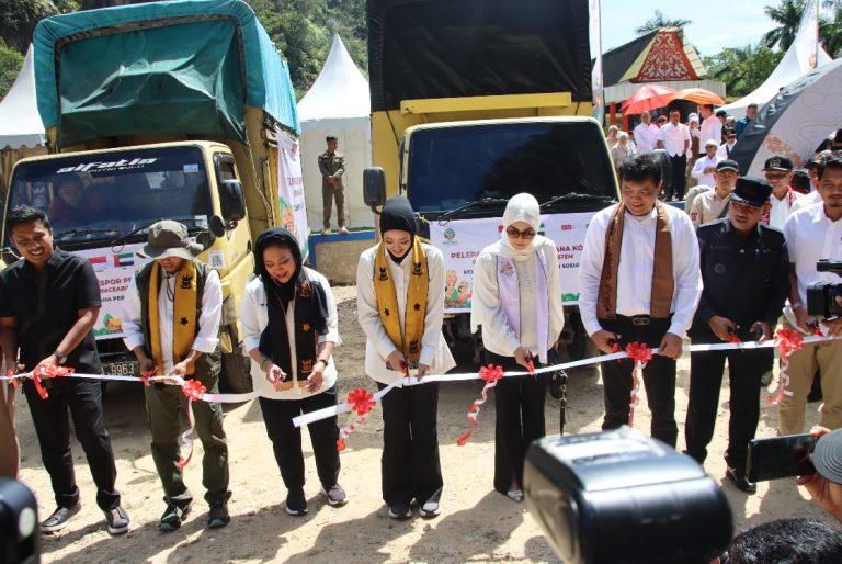 Delapan Ton Kopi Robusta Milik Petani Harau Dilepas ke Medan