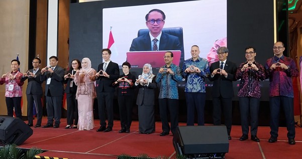Tingkatkan Industri Sawit, Tiga Negara Ini Gelar Pertemuan