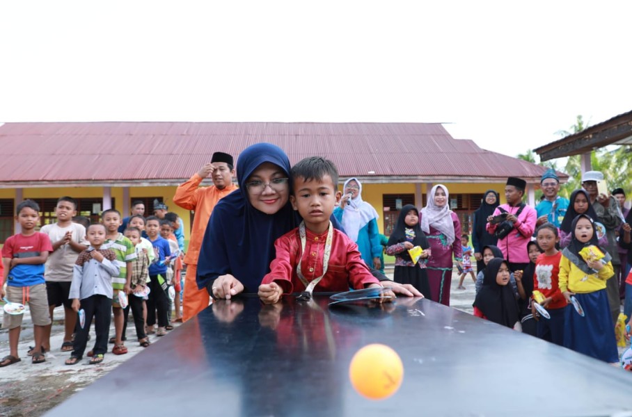 Ke Teluk Lanus, Bupati Minta Warga Pasang Foto Sultan Siak Sebagai Penghormatan